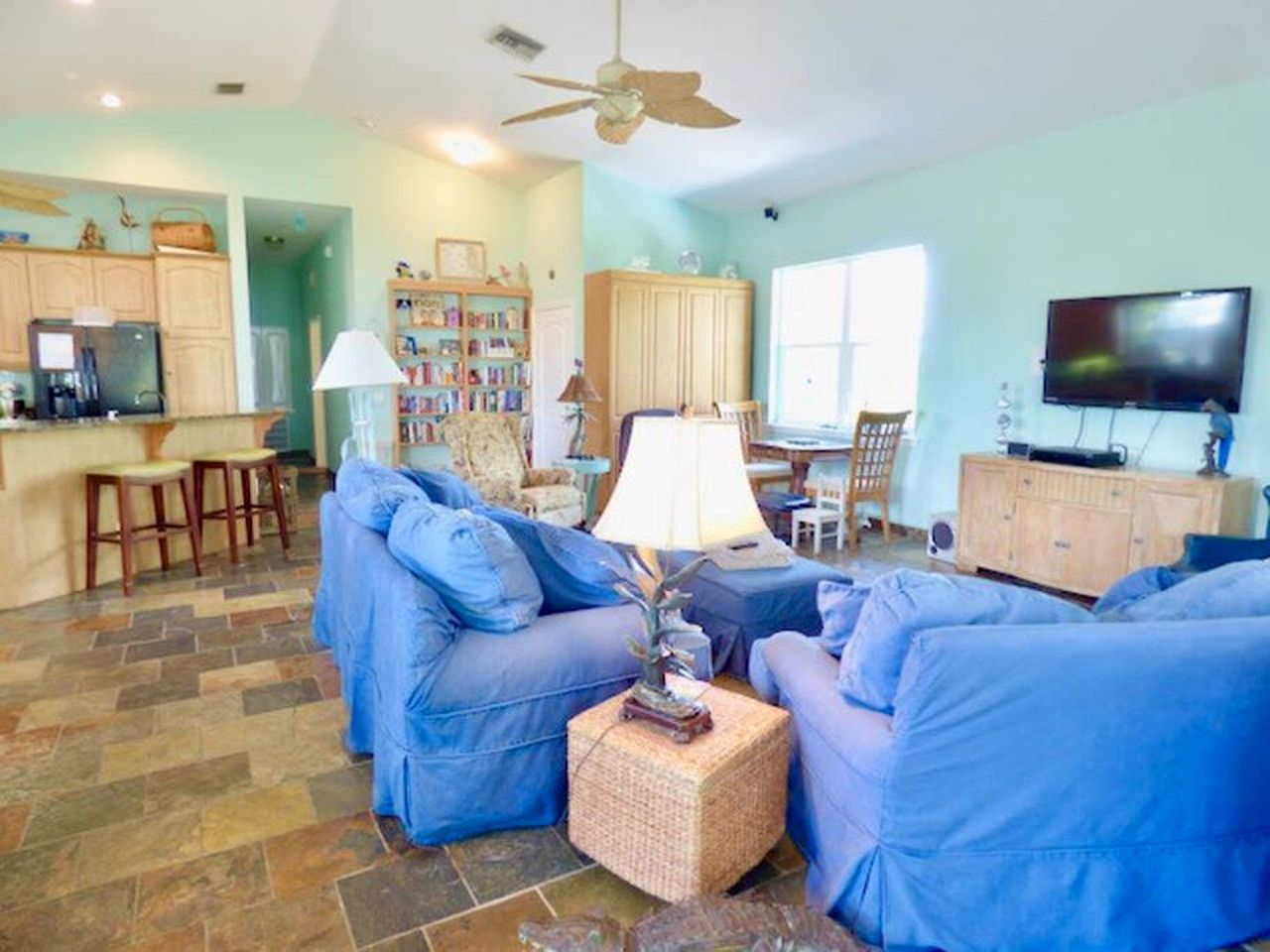 Charming Island Retreat with Gulf Views & Private Dock Access near Little Gasparilla, Florida