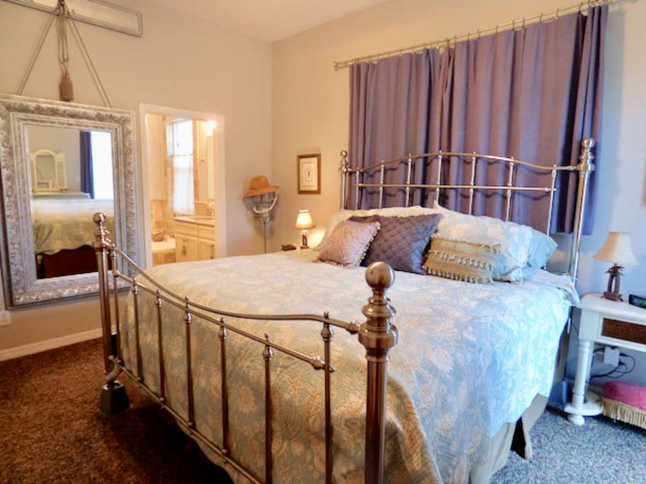 Charming Island Retreat with Gulf Views & Private Dock Access near Little Gasparilla, Florida