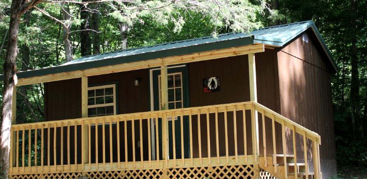 Rustic Camping Cabin Rental in the Countryside near Knoxville, Tennessee