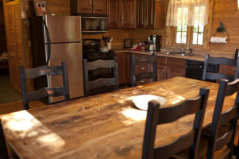 Cabins (Ferrisburgh, Vermont, United States)