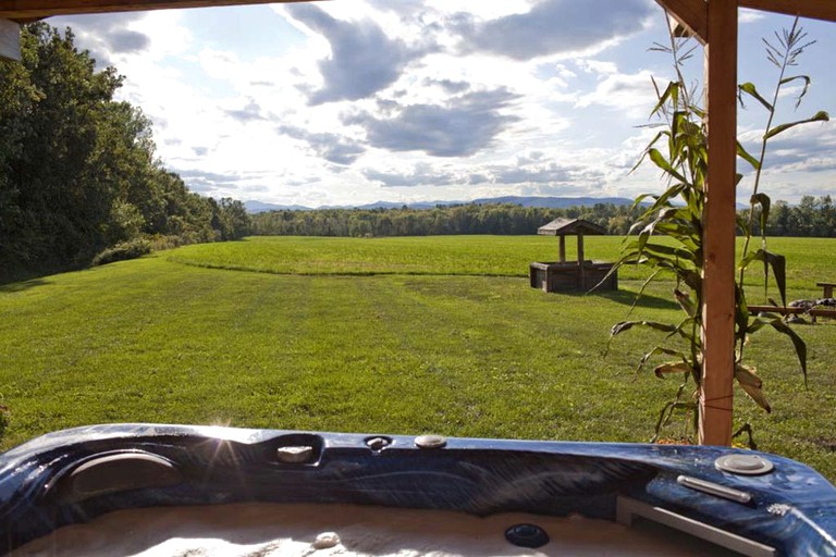 Cabins (Ferrisburgh, Vermont, United States)