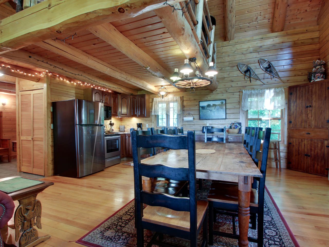 Luxury Cabin Rental with a Spacious Hot Tub on Lake Champlain, Vermont