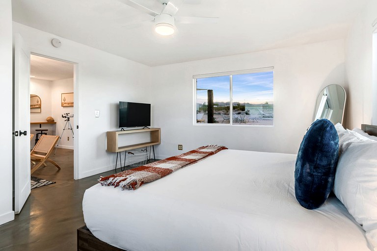 Dreamscape The Stargazer's Experience w/ Pool+Spa, Vacation Rentals