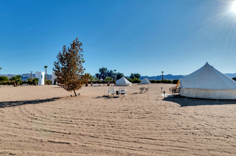 Yurts (United States of America, Joshua Tree, California)