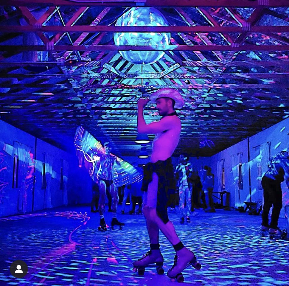 Joshua Tree Glamping Stay, Ideal for a California Vacation