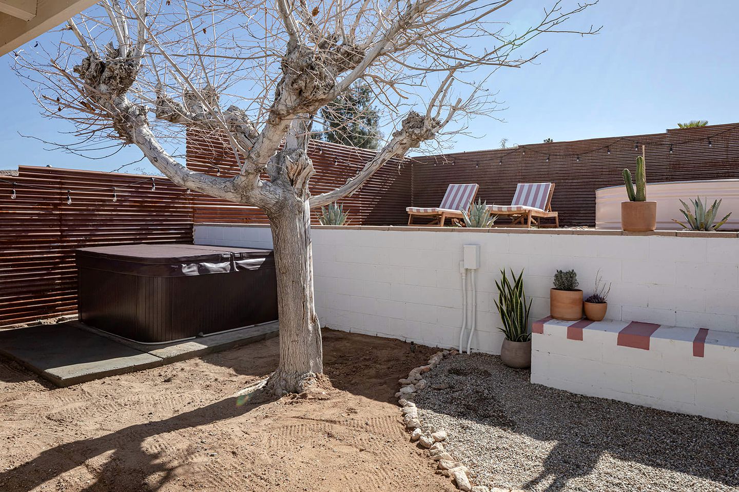 Rustic Vacation Rental with Private Hot Tub and Cowboy Tub-Pool, Walking Distance from Downtown Joshua Tree, California