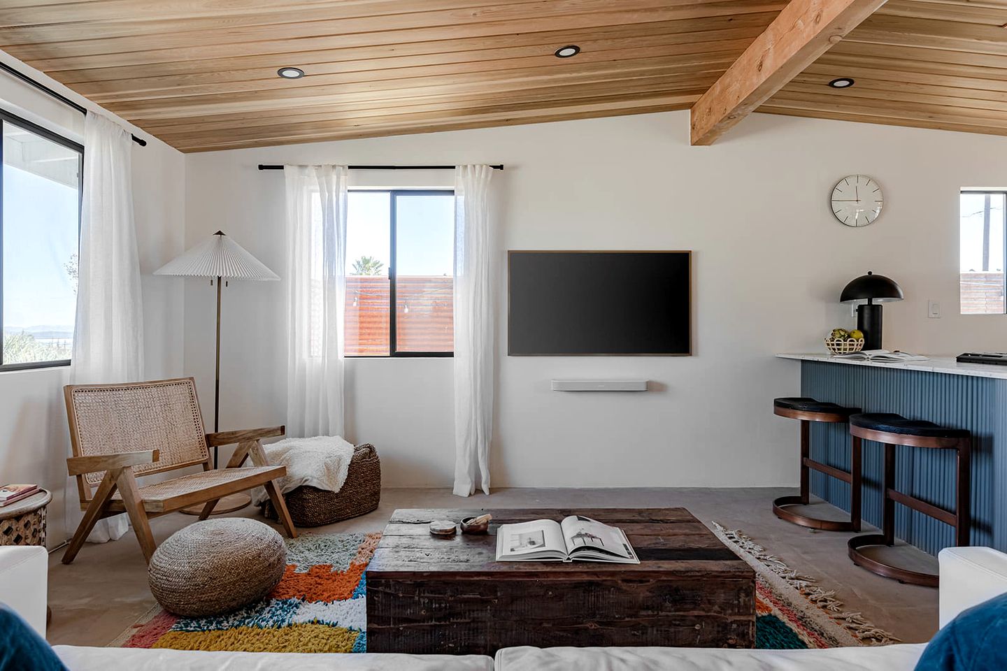 Rustic Vacation Rental with Private Hot Tub and Cowboy Tub-Pool, Walking Distance from Downtown Joshua Tree, California