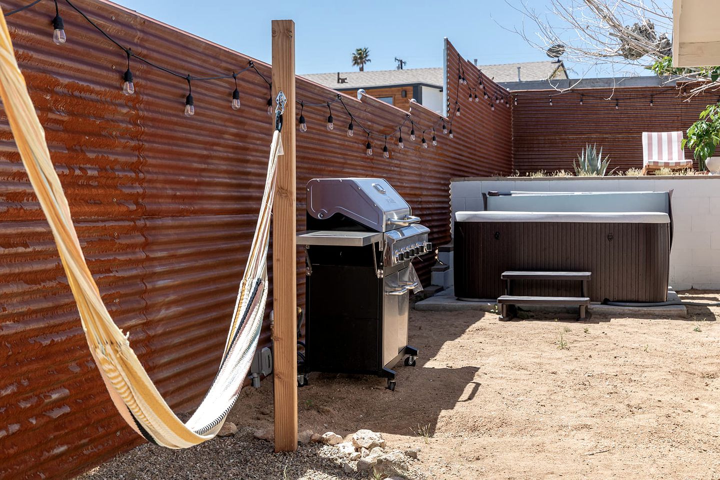 Rustic Vacation Rental with Private Hot Tub and Cowboy Tub-Pool, Walking Distance from Downtown Joshua Tree, California