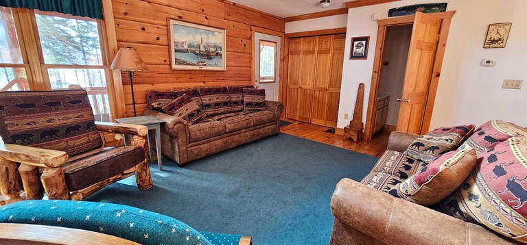 Cabins (United States of America, Lily Bay Township, Maine)