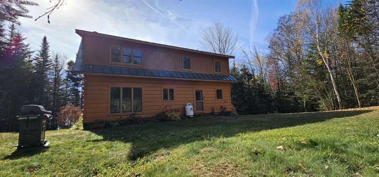 Cabins (United States of America, Lily Bay Township, Maine)