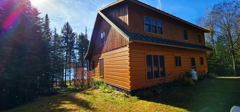 Cabins (United States of America, Lily Bay Township, Maine)