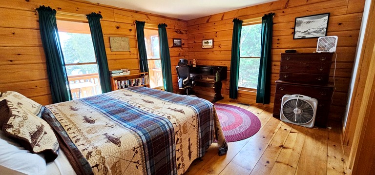 Cabins (United States of America, Lily Bay Township, Maine)