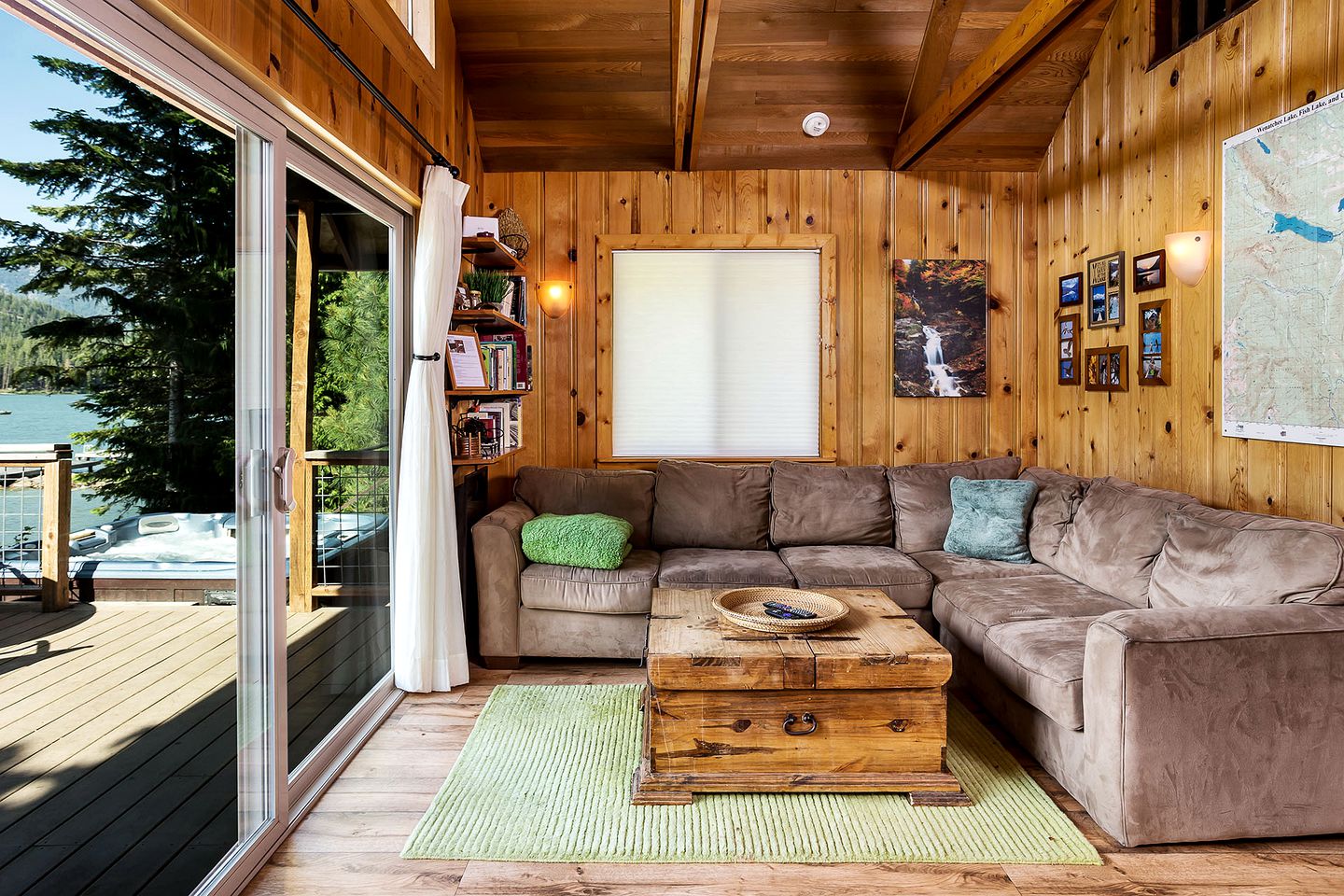 Impressive Cabin with Sauna, Fire Pit and Hot-tub in Leavenworth, Washington