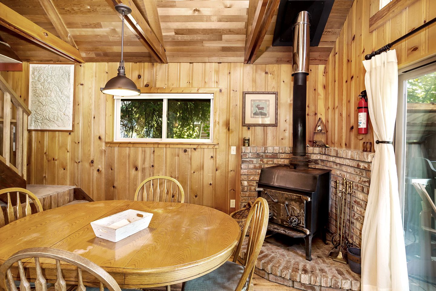 Impressive Cabin with Sauna, Fire Pit and Hot-tub in Leavenworth, Washington