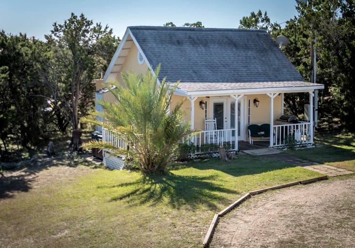 Cottages (Helotes, Texas, United States)