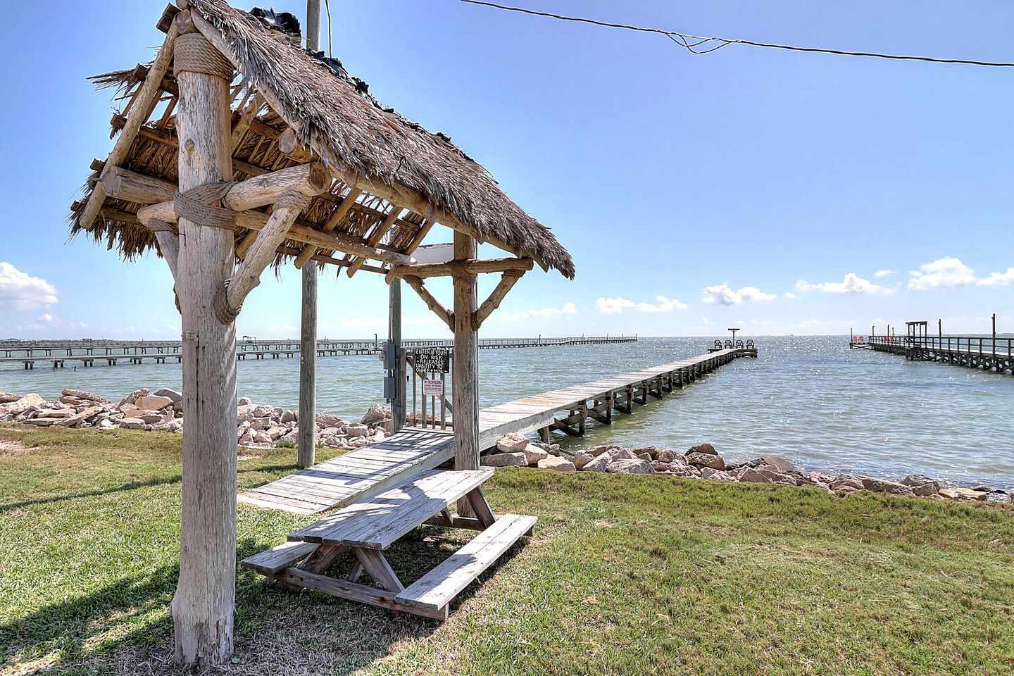 Luminous Beach House Incredible for Water Sports in Rockport, Texas