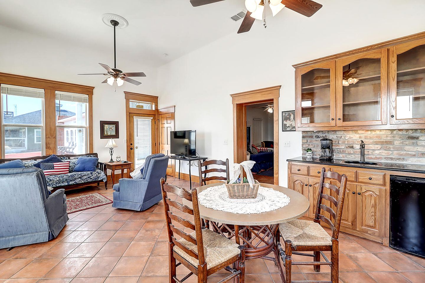 Luminous Beach House Incredible for Water Sports in Rockport, Texas