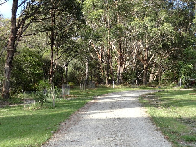 Beach Houses (Suffolk Park, New South Wales, Australia)