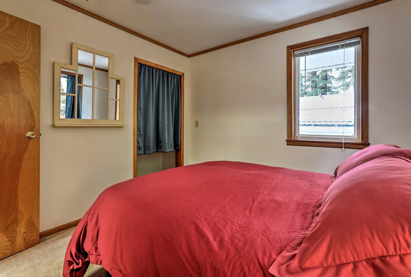 Inviting Alaska Apartment with Mountain Views & Easy Trail Access near Downtown Juneau