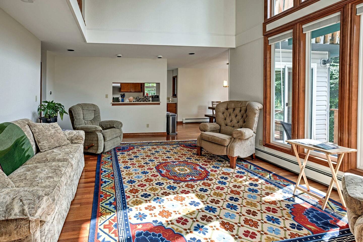 Scenic Dual-Retreat Vacation Home with Hot Tub & Mountain Views Near Trails in Juneau, Alaska