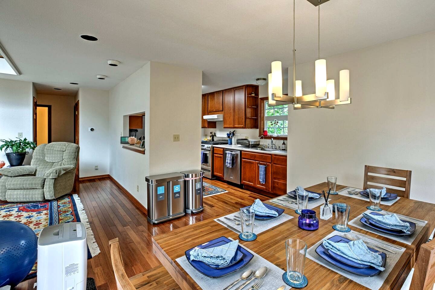 Scenic Dual-Retreat Vacation Home with Hot Tub & Mountain Views Near Trails in Juneau, Alaska
