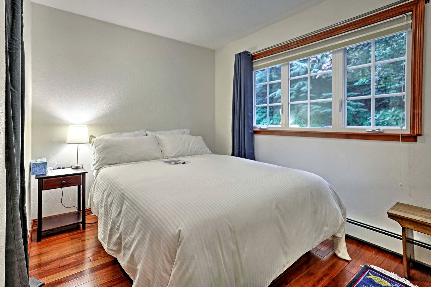 Scenic Dual-Retreat Vacation Home with Hot Tub & Mountain Views Near Trails in Juneau, Alaska