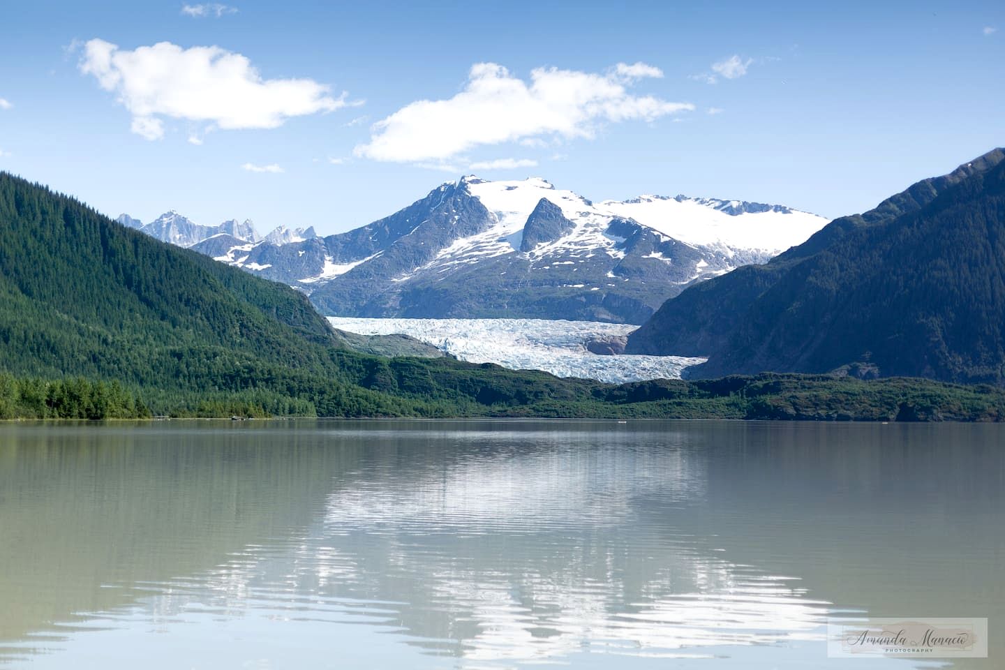 Scenic Dual-Retreat Vacation Home with Hot Tub & Mountain Views Near Trails in Juneau, Alaska