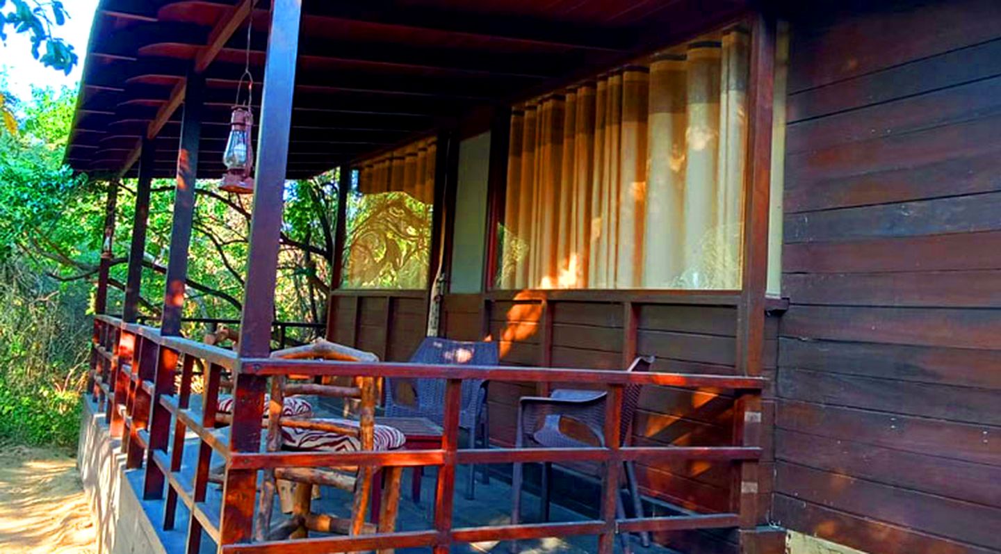 Unique Luxury Pod Cabin Getaway Surrounded by Jungle Views in Palatupana, Sri Lanka