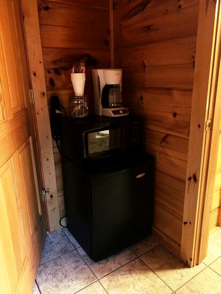 Rustic Studio Unit Perfect for a Couples Retreat in West Virginia