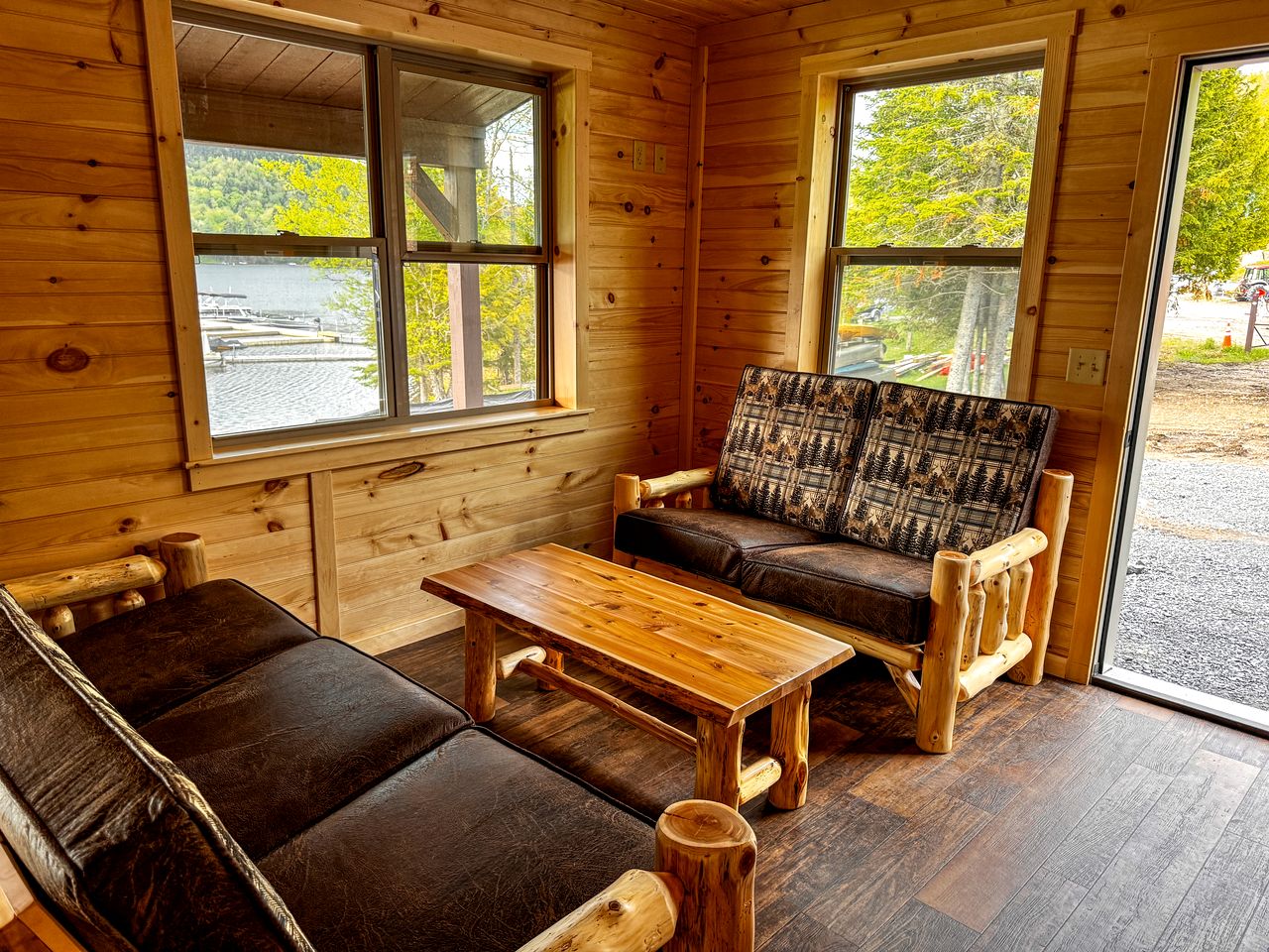 Amazing Lakeside Cabin in the Adirondacks for a Peaceful Getaway by Big Moose Lake, New York