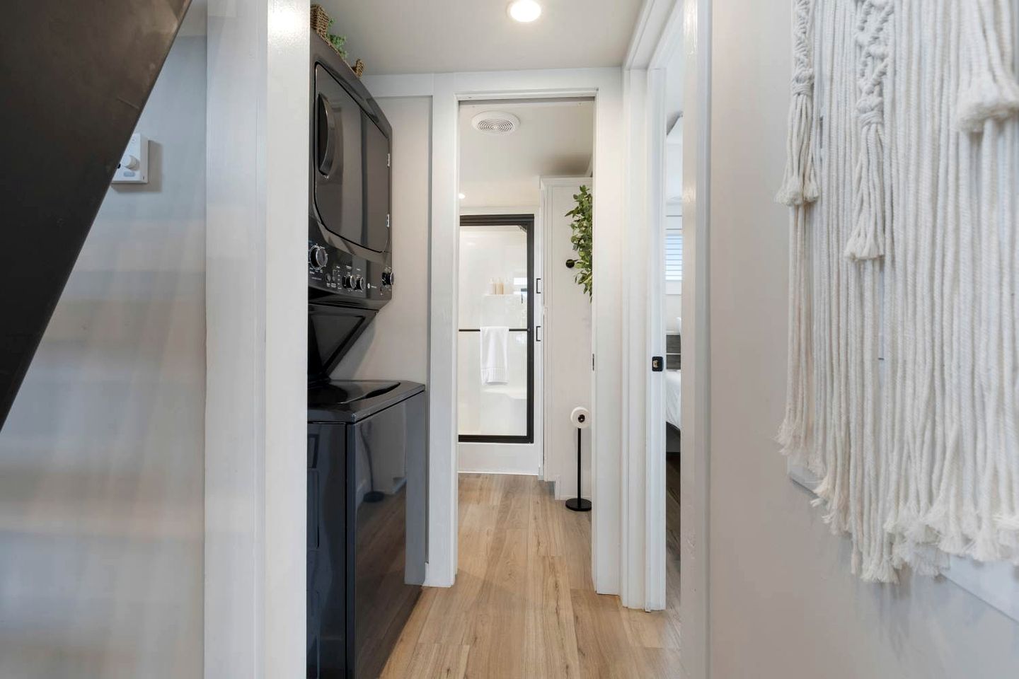 Contemporary Tiny Home Escape with Resort Amenities Near Fredericksburg, TX