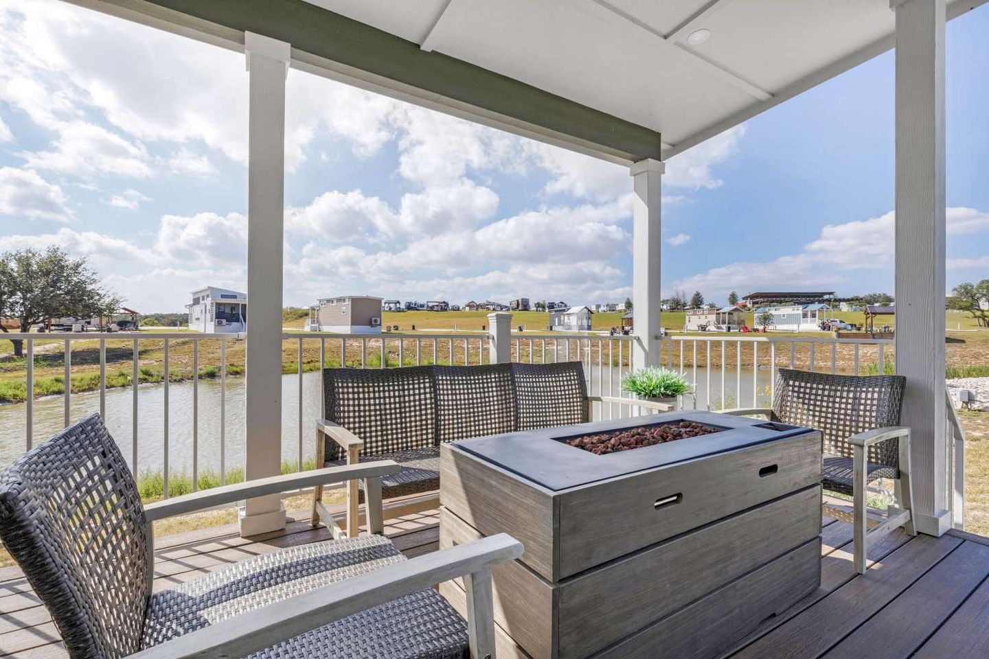 Contemporary Tiny Home Escape with Resort Amenities Near Fredericksburg, TX