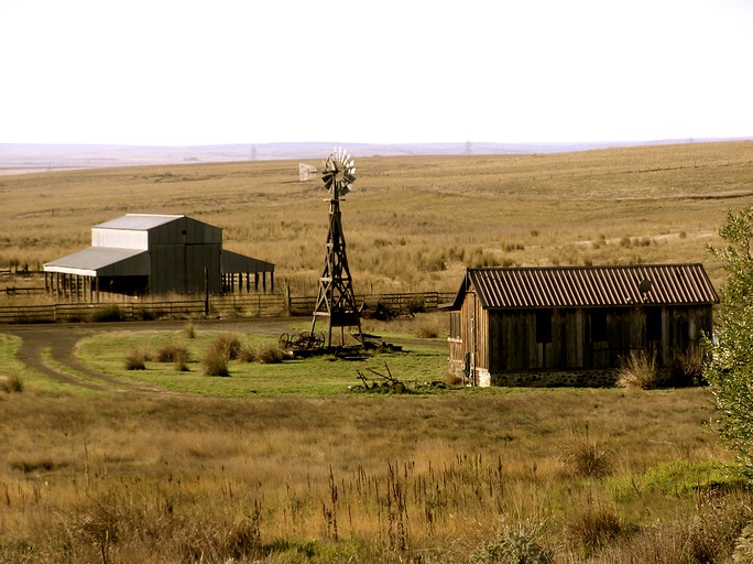 Cabins (Grass Valley, Oregon, United States)