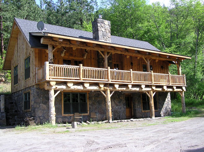 Log Cabin Rental In Tygh Valley Oregon