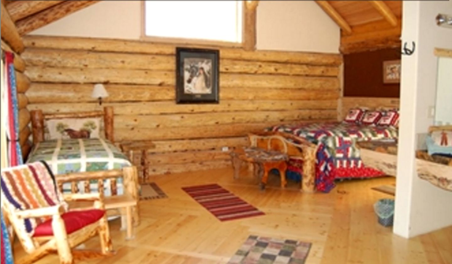 Romantic Suite for Couples on a Traditional Ranch in Northwest Washington