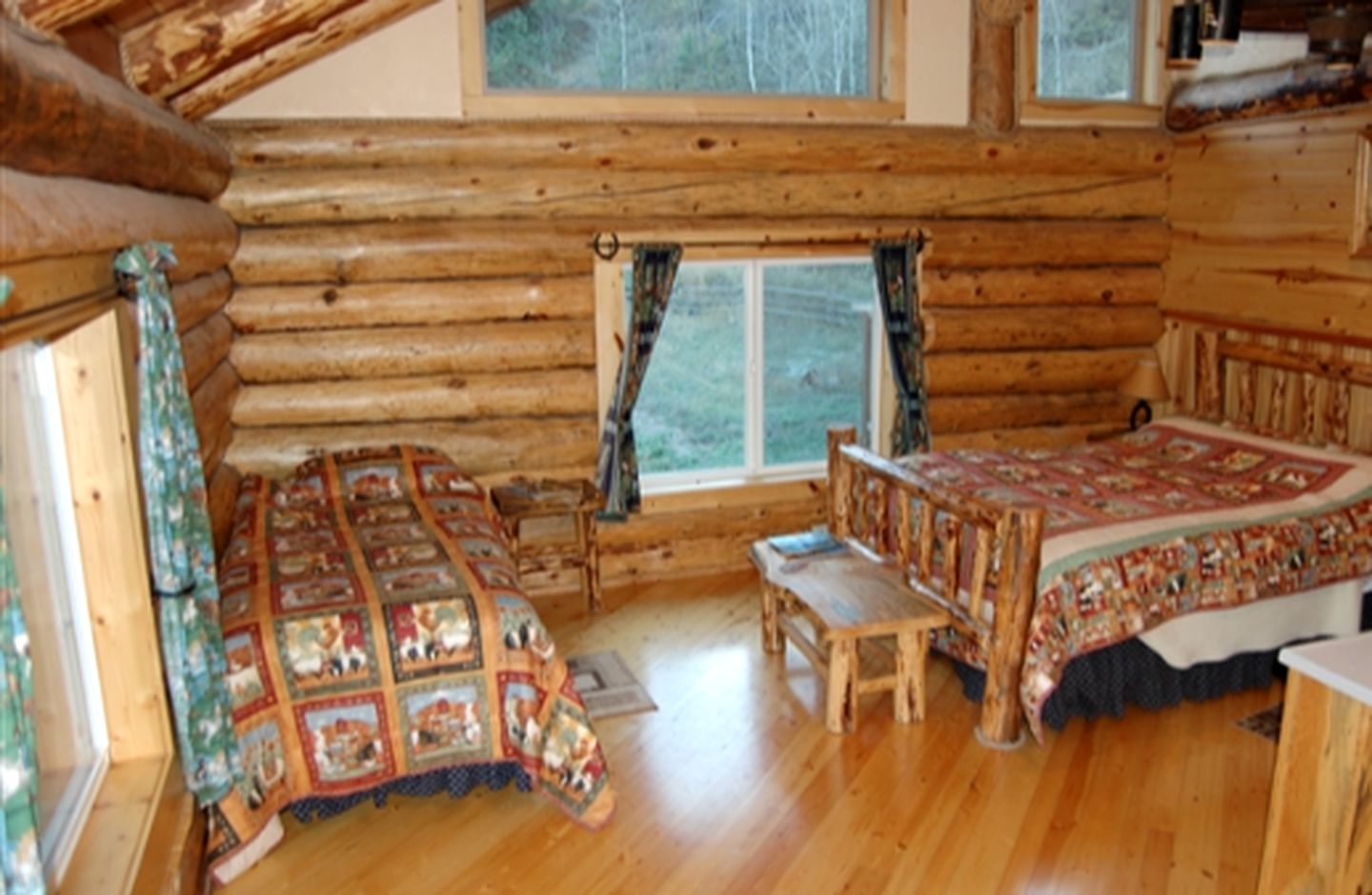 Cozy Room Rental on Traditional Ranch with Horse Rentals in Northern Washington