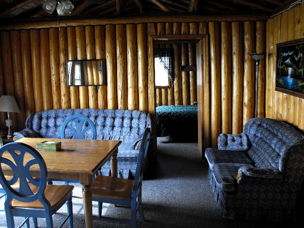 Lakefront Cabin Getaway with Fishing Spots near White River, Ontario