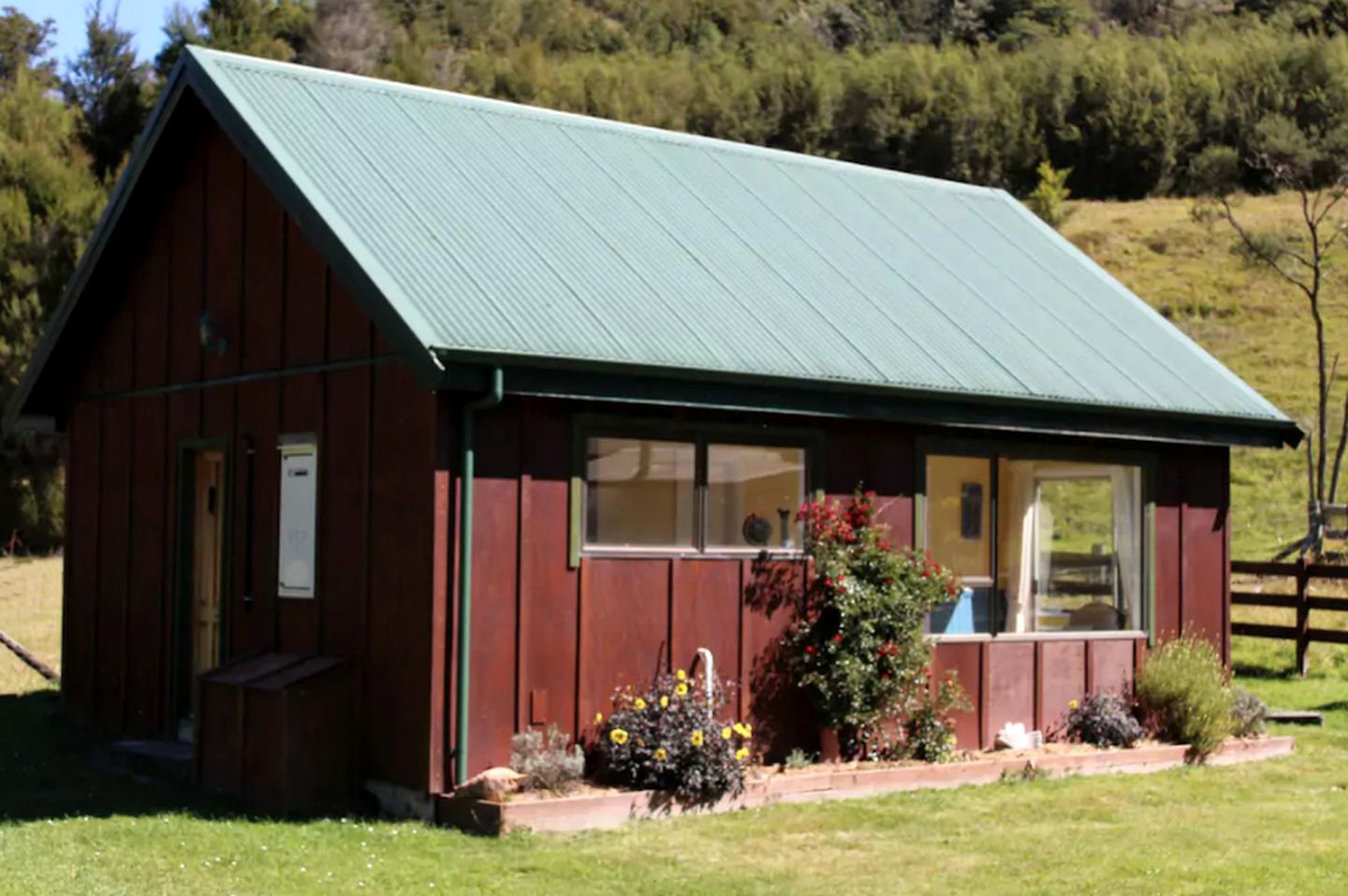 Secluded Cottage Retreat near Kahurangi National Park in Tapawera, South Island