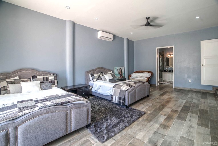 Beach Houses (Belize, Belize City, Belize District)