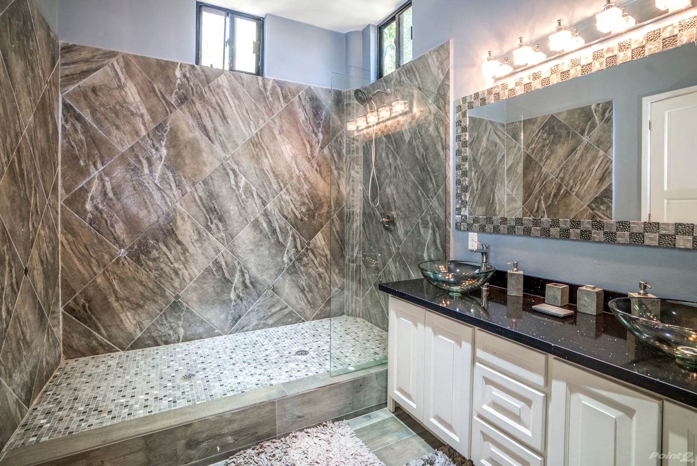 Stunning Oceanfront Beach House with Swimming Pool in Belize City, Belize District