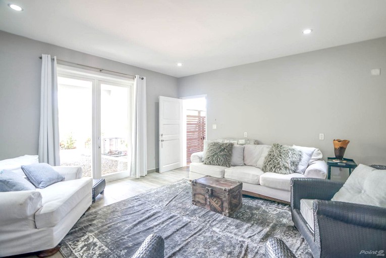 Beach Houses (Belize, Belize City, Belize District)