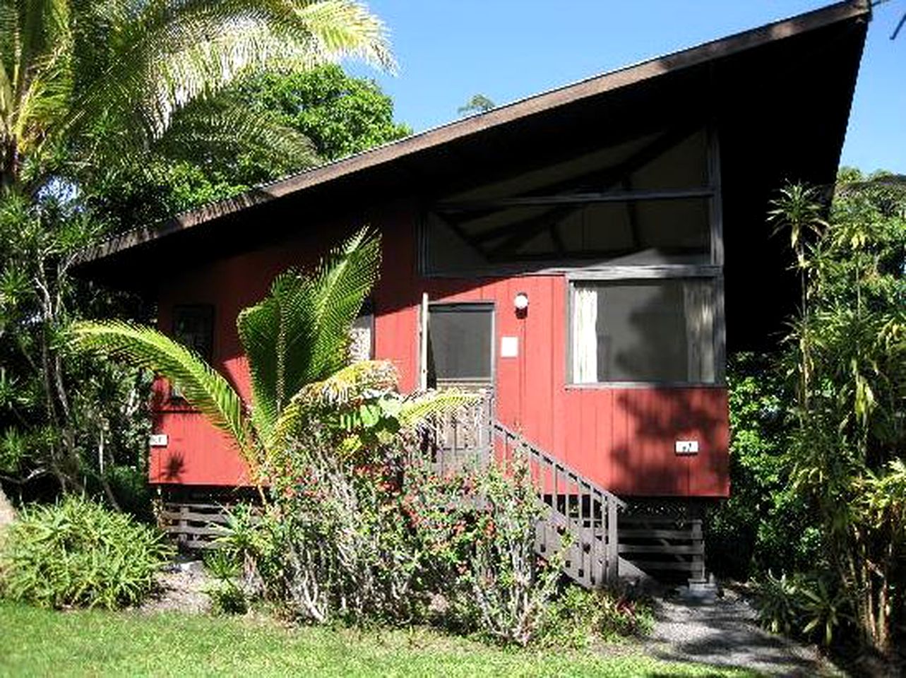 Romantic Vacation Getaway at a Yoga Retreat in Pahoa, Hawaii