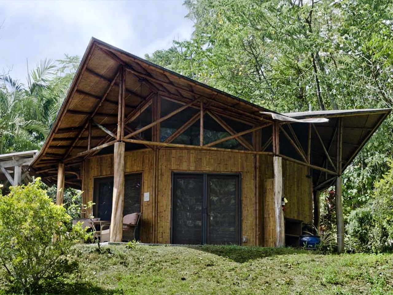 Private Vacation Getaway near Hawaii Volcanoes National Park in Pahoa, Hawaii