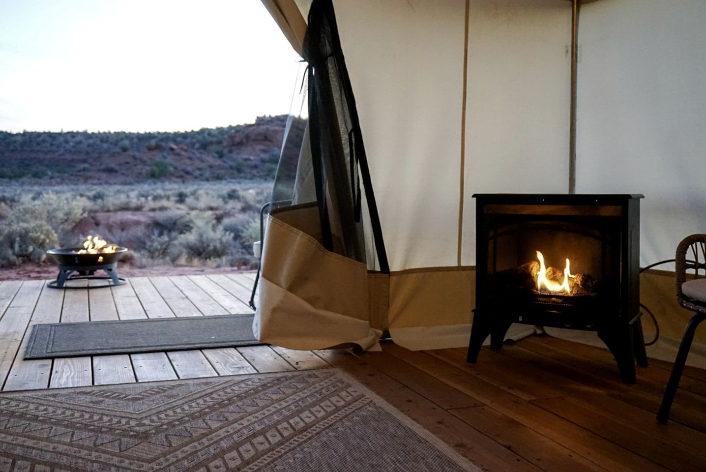 Kanab's Glamping Getaway with Your Pet: Comfort Meets Adventure