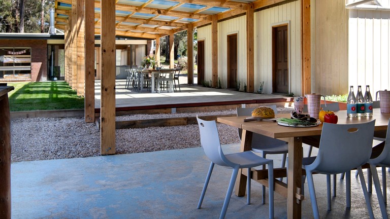 Vacation Rentals (Australia, Wheatsheaf, Victoria)