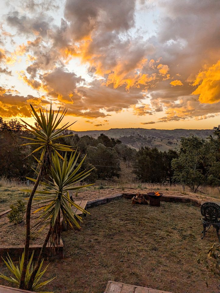Enjoyable Tiny House with Great Sights in Kanimbla, New South Wales