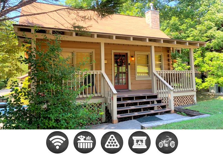 Enchanting Cabin with Spa, Pool Table and Barbecue in Pigeon Forge, Tennessee