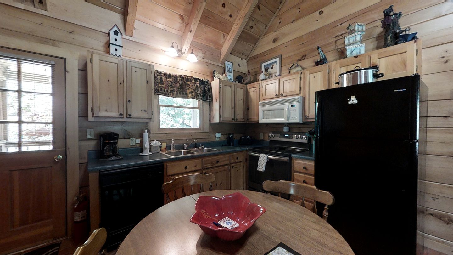 Enchanting Cabin with Spa, Pool Table and Barbecue in Pigeon Forge, Tennessee