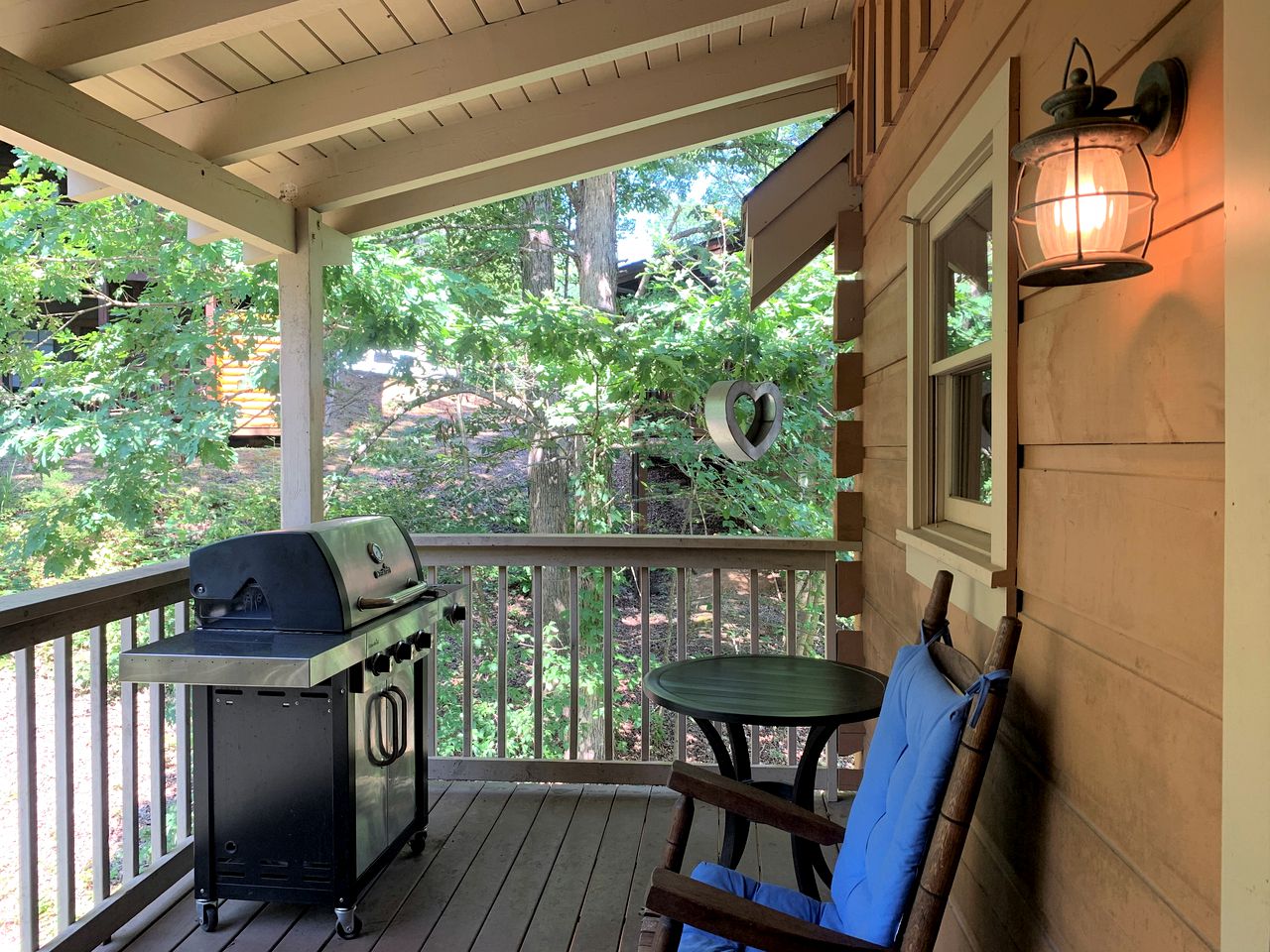 Enchanting Cabin with Spa, Pool Table and Barbecue in Pigeon Forge, Tennessee
