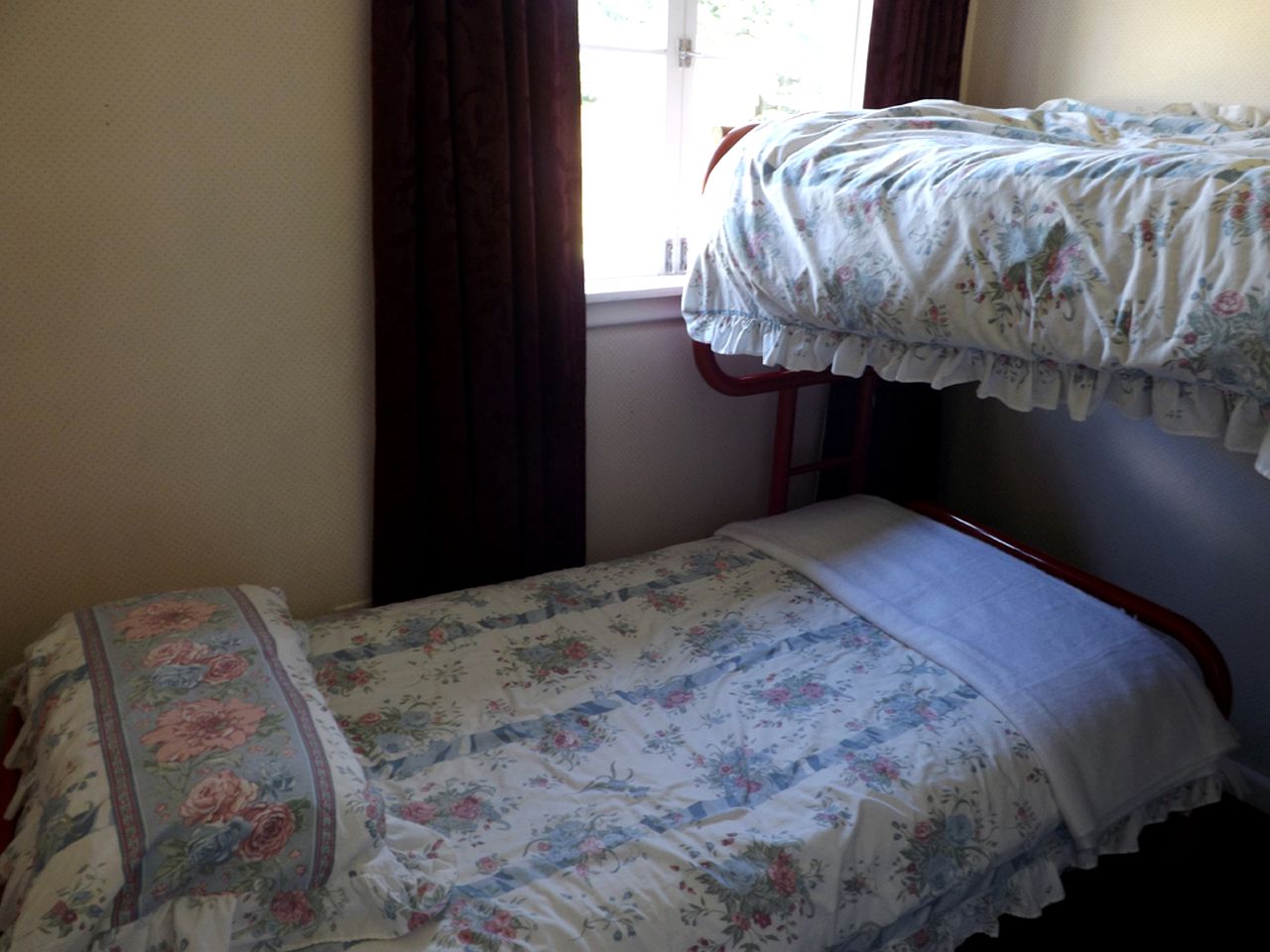 Peaceful Cottage on New Zealand Sheep Farm near Christchurch